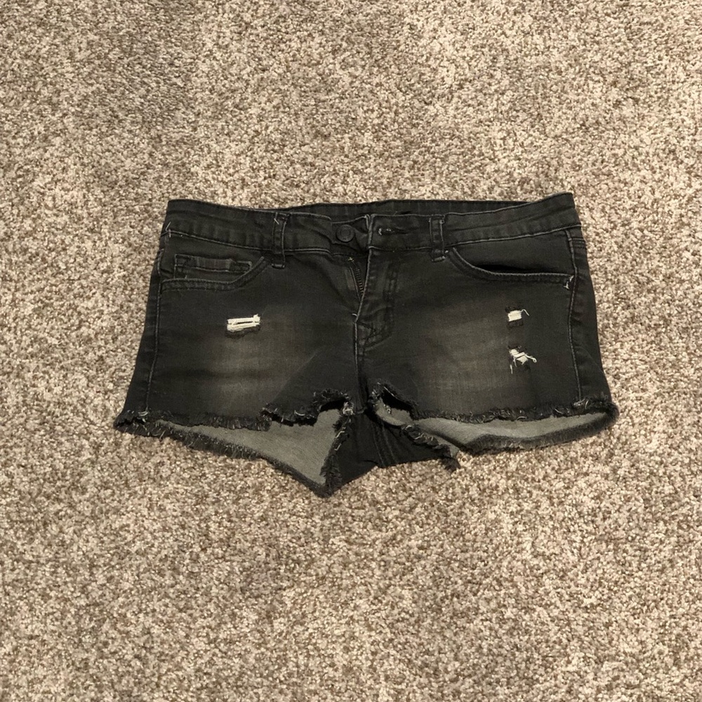 NWOT Black jean shorts size small